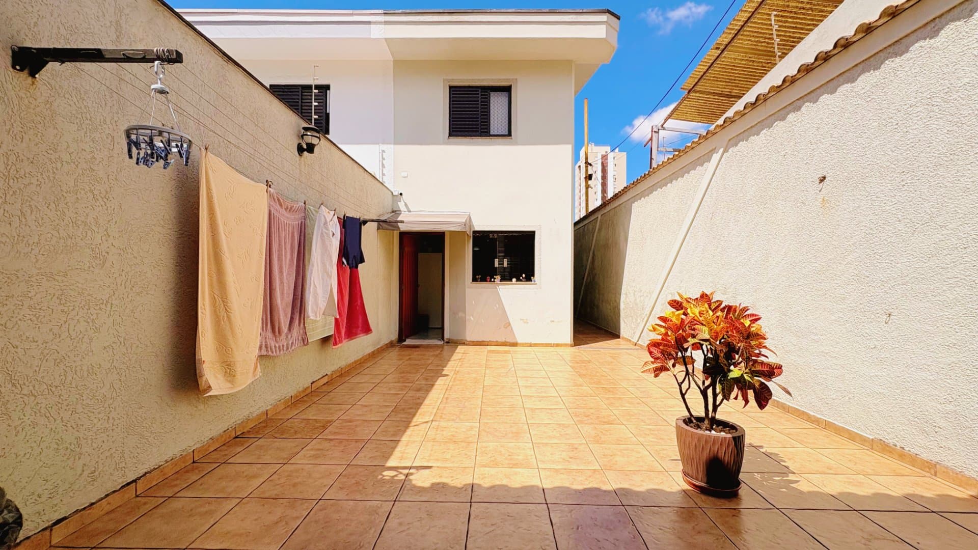 Sobrado residencial individual ao lado da Padaria Requinte — foto 9